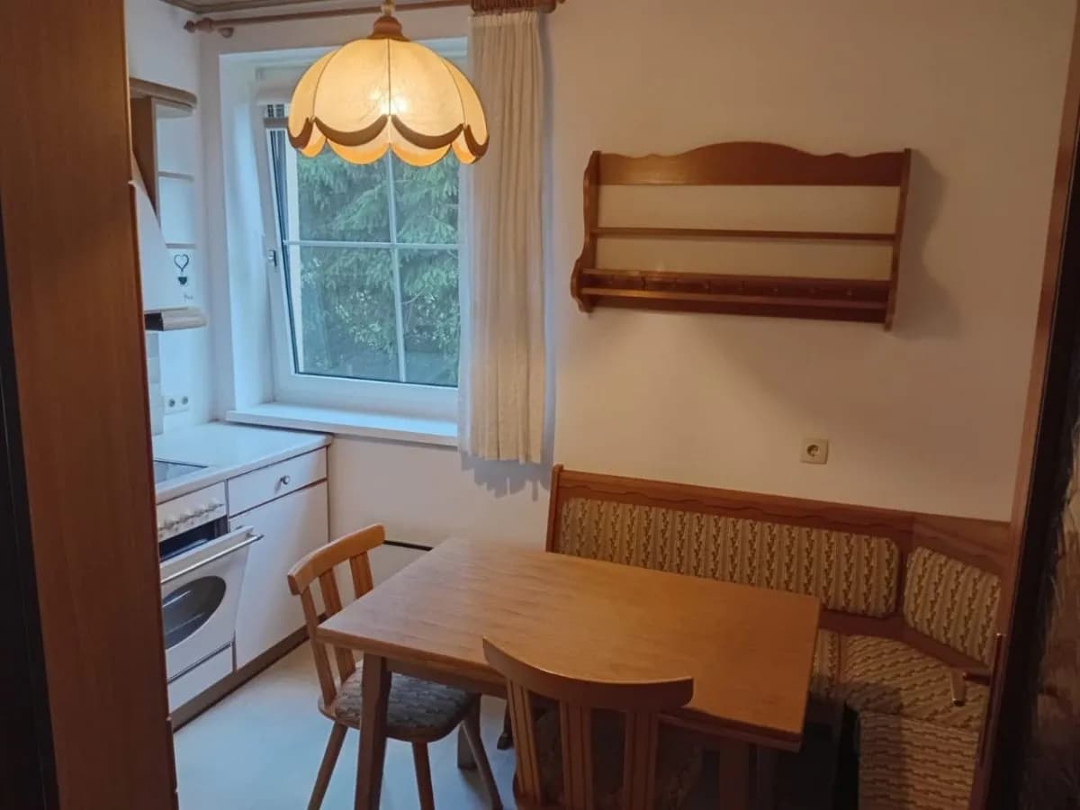 2-Zimmer-Wohnung mieten in Neunkirchen – 64 m², € 700 – Bild 2 von 14