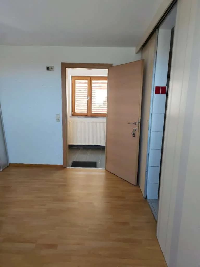 1-Zimmer-Wohnung mieten in Steyr-Land – 20 m², € 320 – Bild 7 von 7