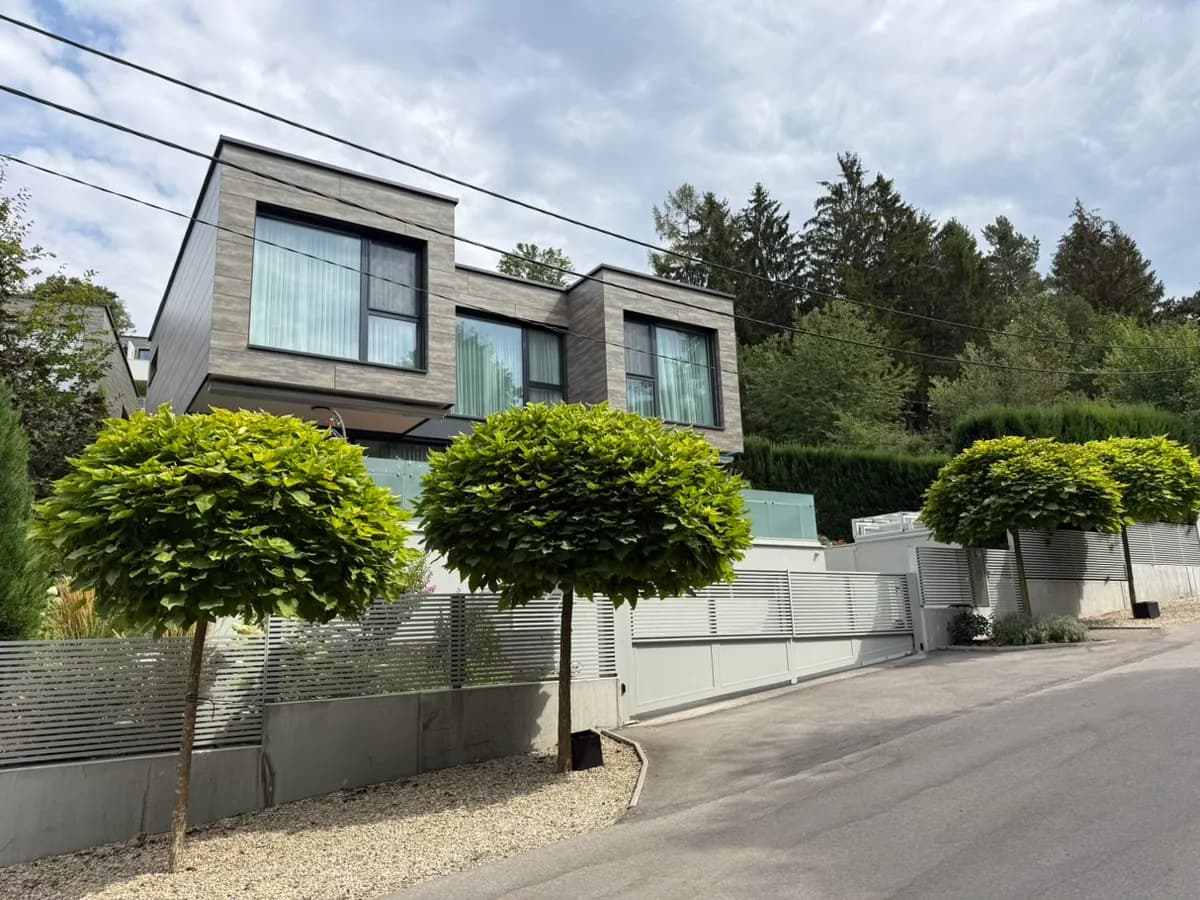 6-Zimmer-Haus kaufen in Tulln – 210 m², € 2.490.000 – Bild 1 von 35