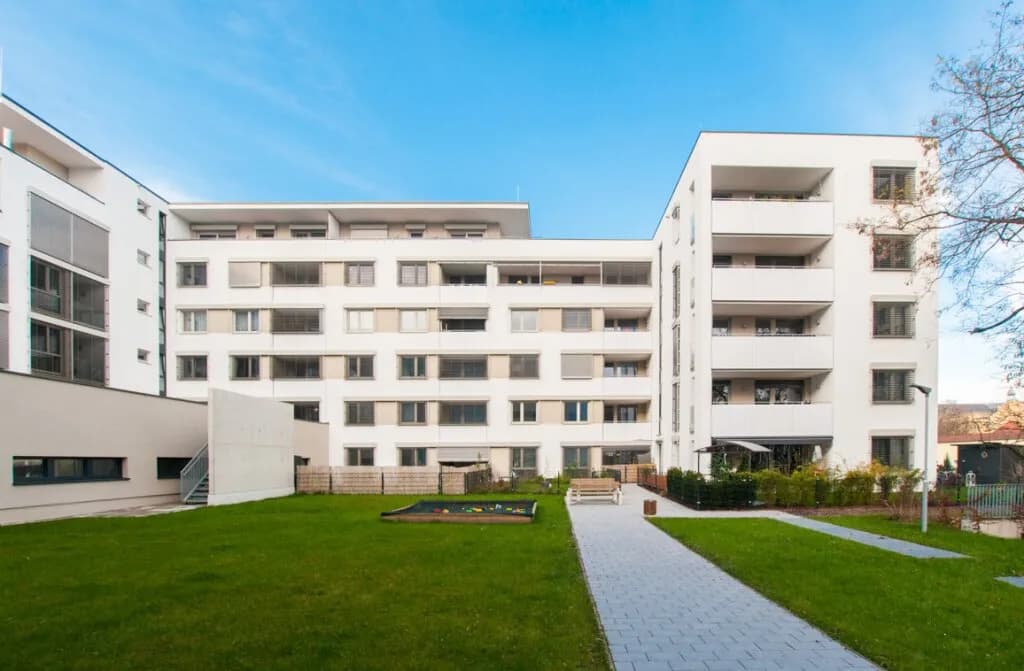 4-Zimmer-Wohnung mieten in Klagenfurt – 77,42 m², € 1.109 – Bild 1 von 15