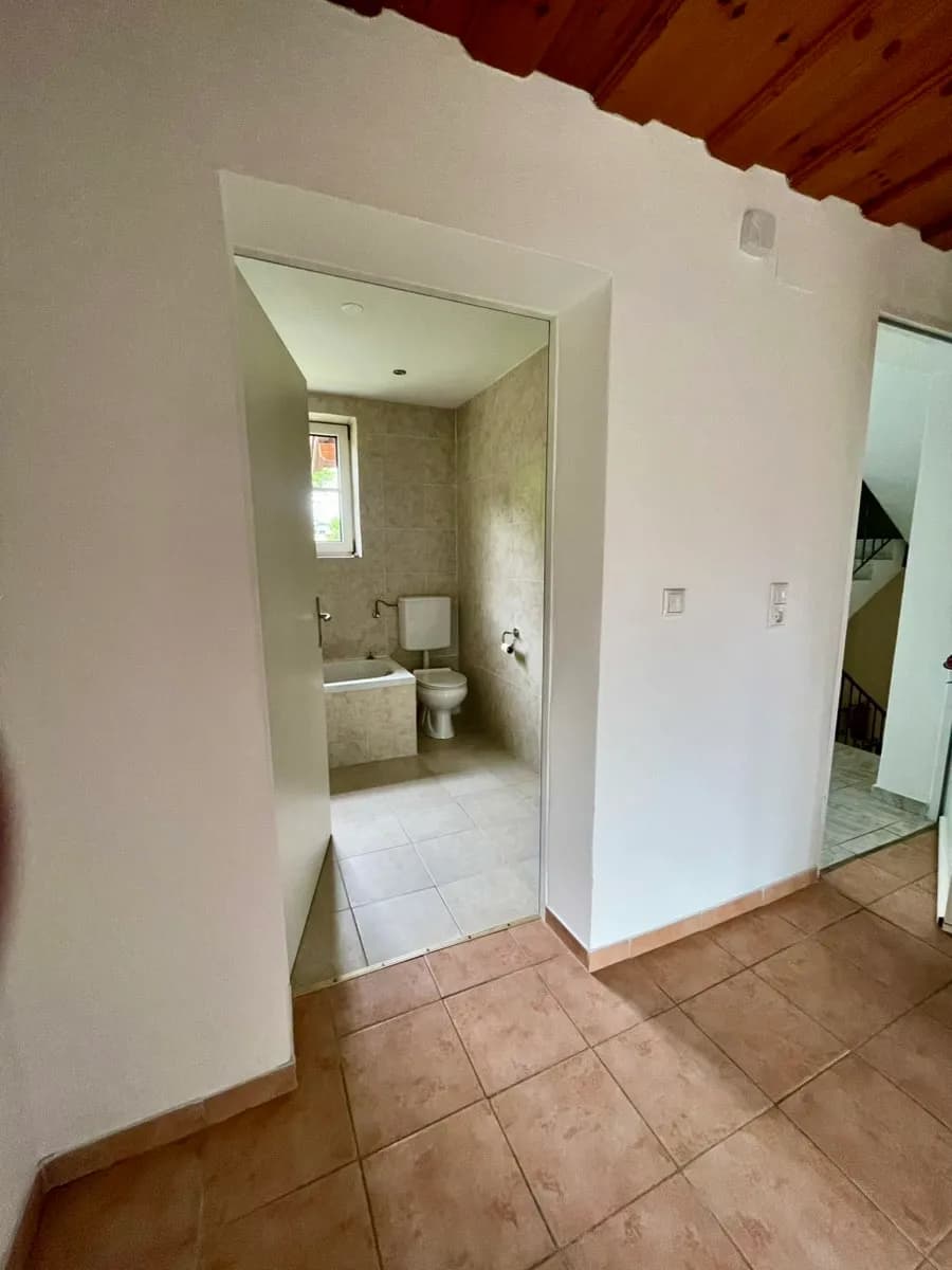 2-Zimmer-Wohnung mieten in Braunau am Inn – 83 m², € 980 – Bild 11 von 12