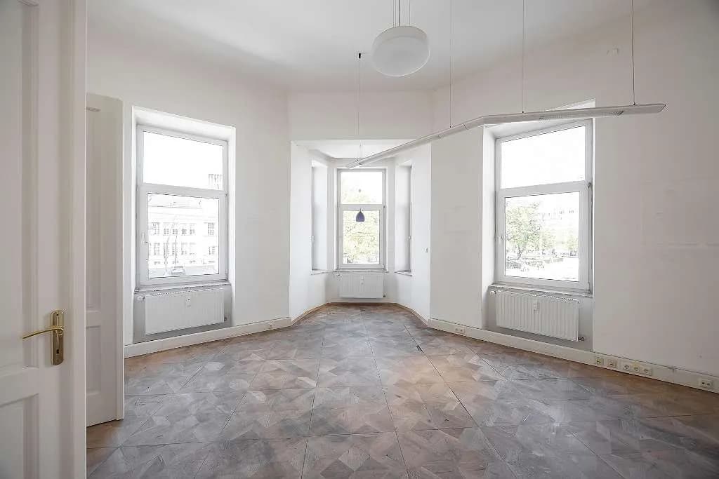 Gewerbeimmobilie mieten in Linz – 211 m², € 1.999 – Bild 1 von 8