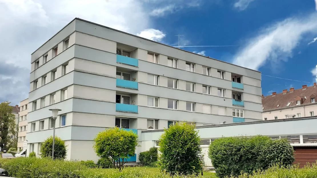 1-Zimmer-Wohnung mieten in Linz – 32,83 m², € 339 – Bild 2 von 2