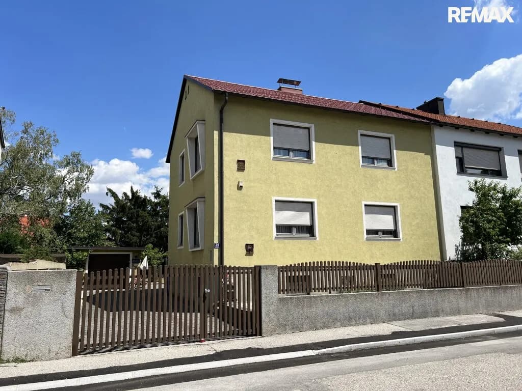 4-Zimmer-Haus kaufen in Wiener Neustadt – 136,28 m², € 449.000 – Bild 1 von 40