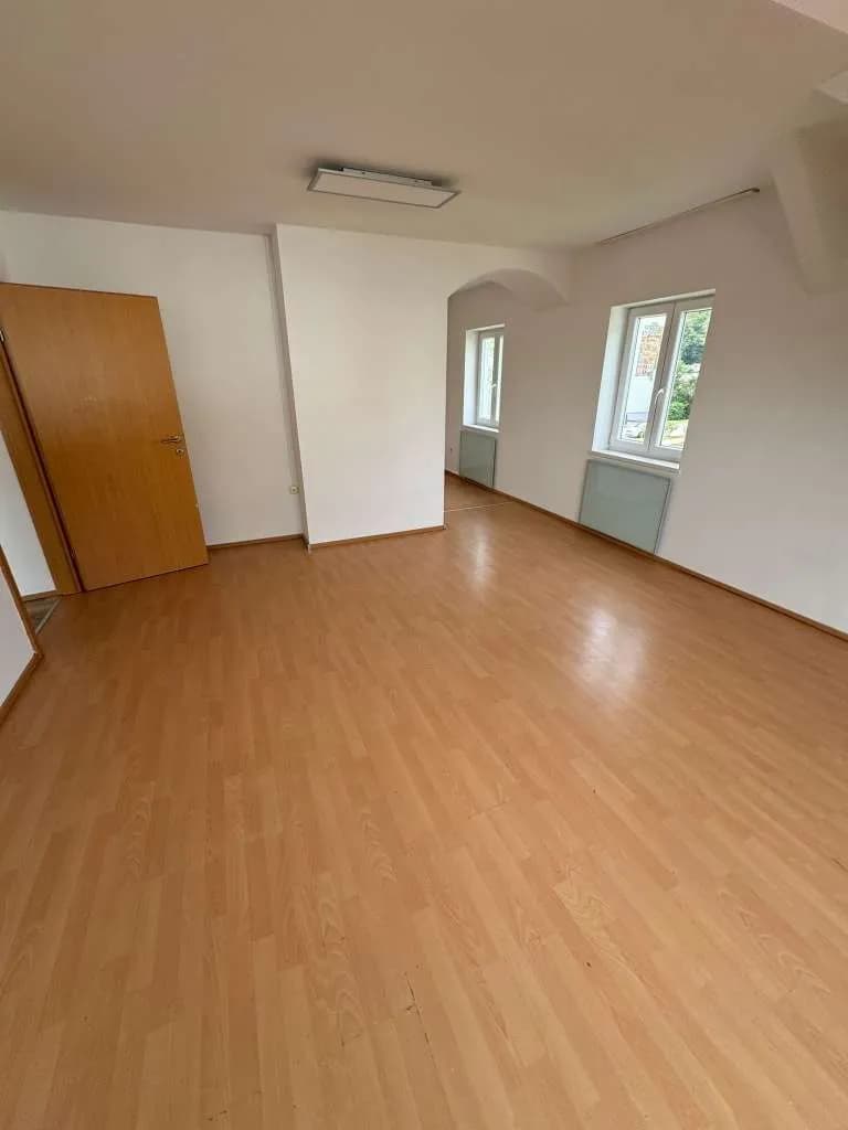 Wohnung mieten in Neunkirchen – 80 m², € 750 – Bild 8 von 16