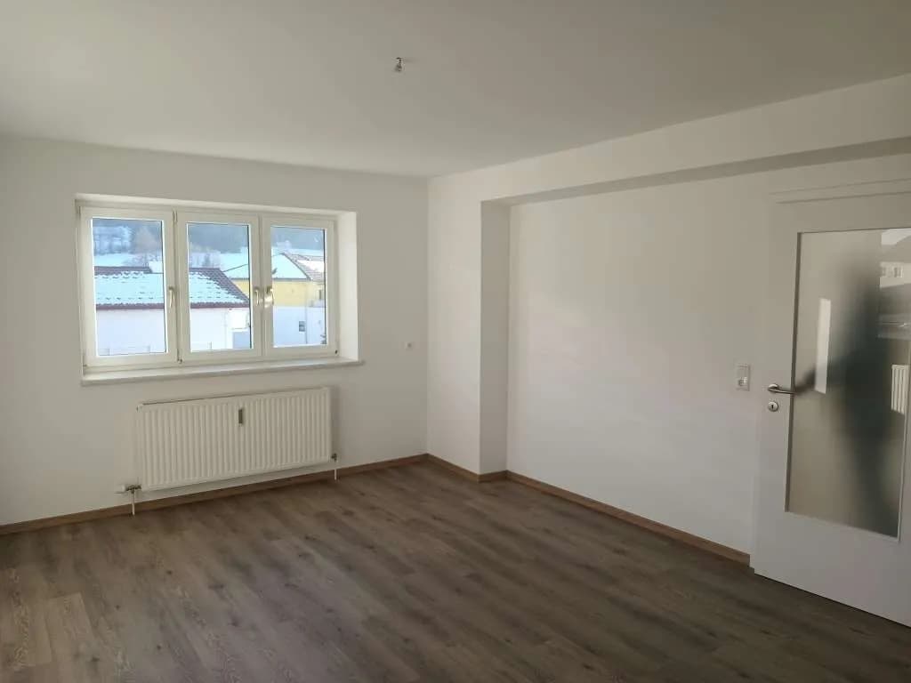3-Zimmer-Wohnung mieten in Rohrbach – 94 m², € 595 – Bild 1 von 13