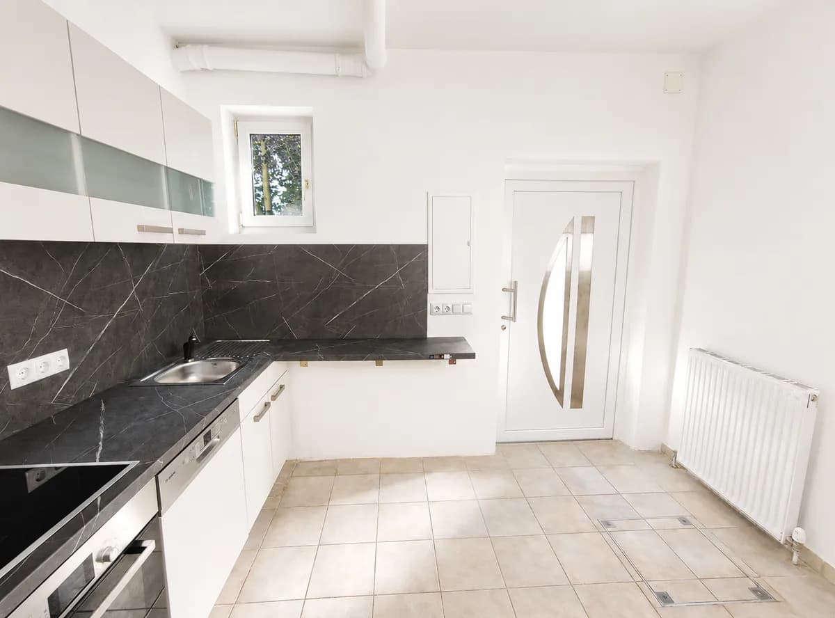 3-Zimmer-Haus mieten in Neunkirchen – 96 m², € 1.150 – Bild 6 von 17