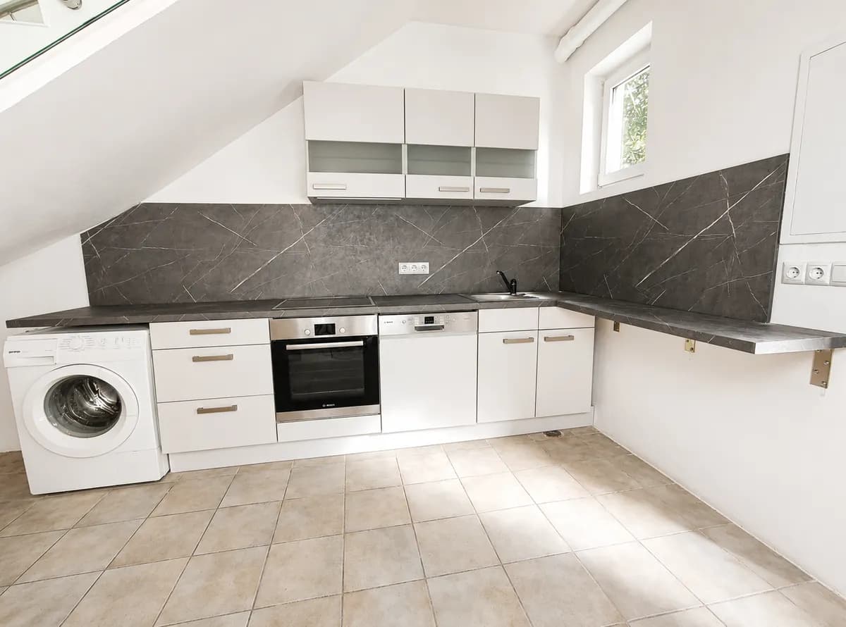 3-Zimmer-Haus mieten in Neunkirchen – 96 m², € 1.150 – Bild 7 von 17
