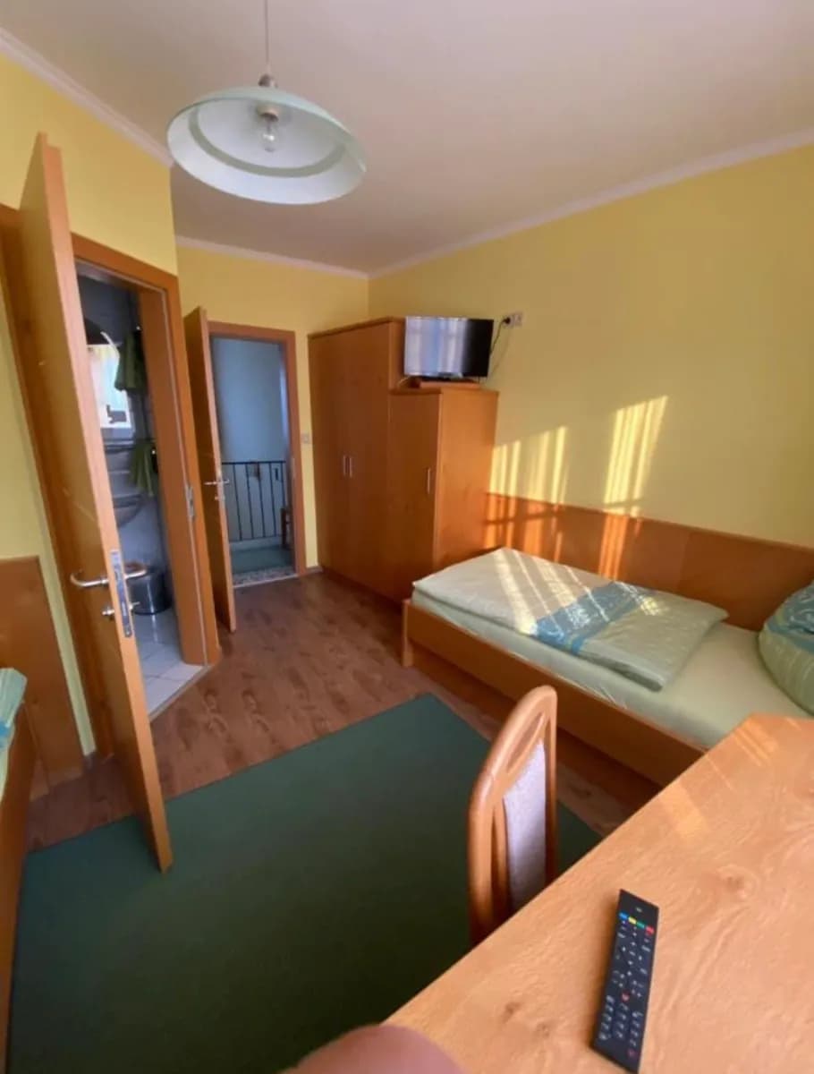 Wohnung mieten in Krems Land – 12 m², € 450 – Bild 1 von 5