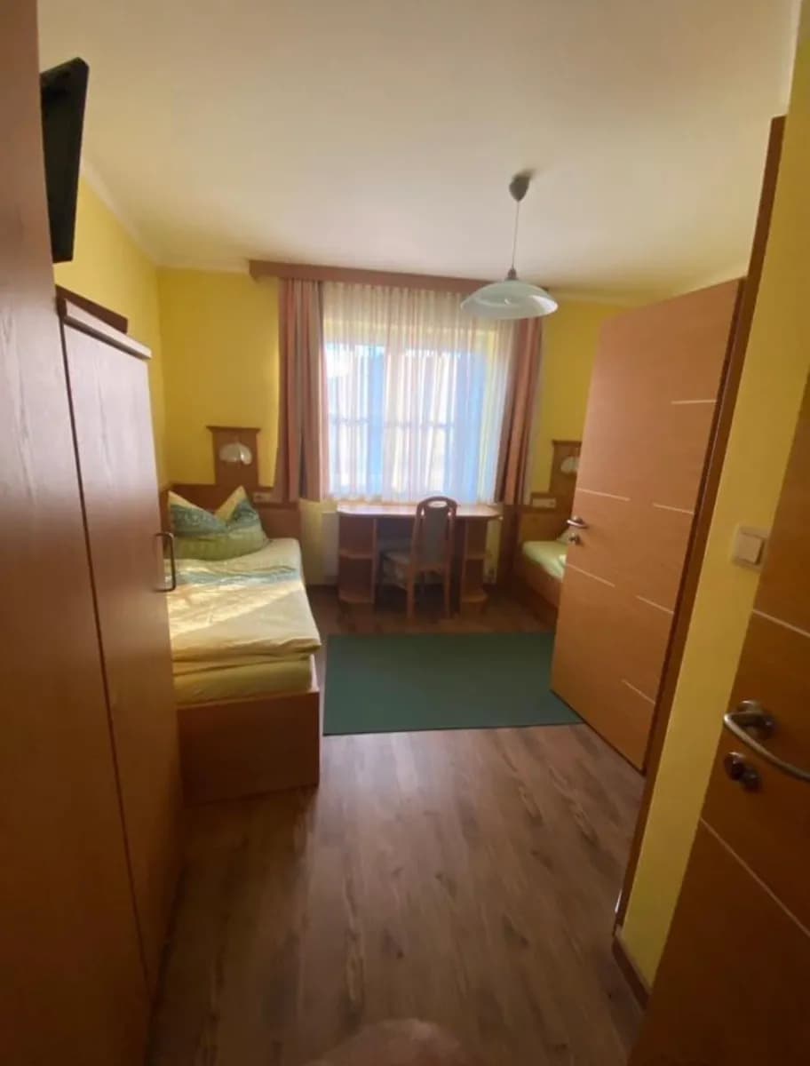 Wohnung mieten in Krems Land – 12 m², € 450 – Bild 2 von 5