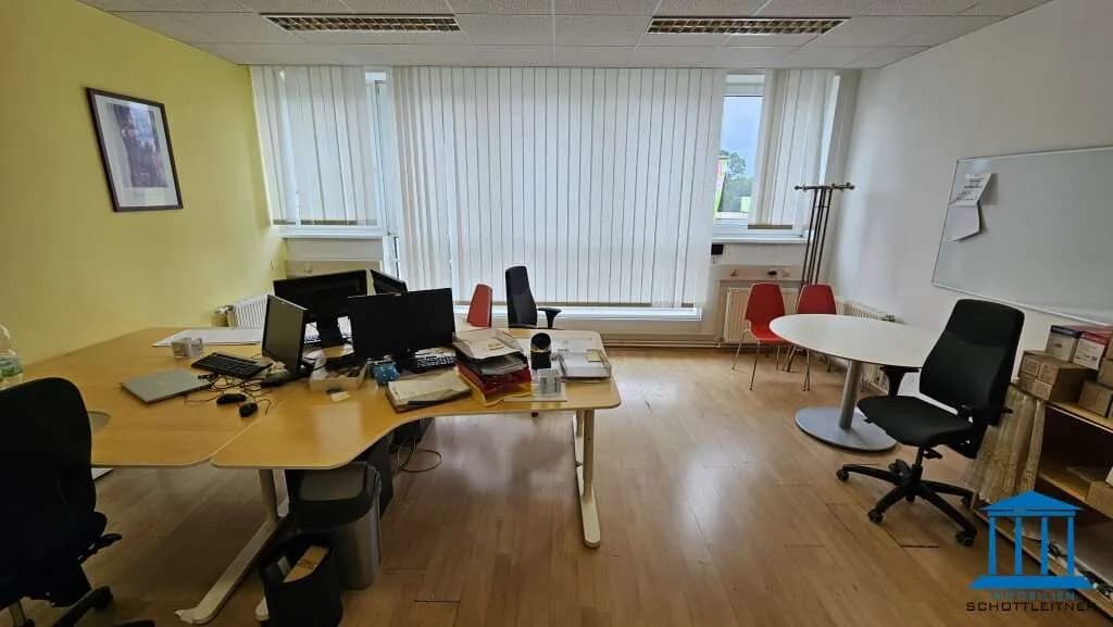 9-Zimmer-Gewerbeimmobilie mieten in Wiener Neustadt – 419 m², € 4.711 – Bild 9 von 32