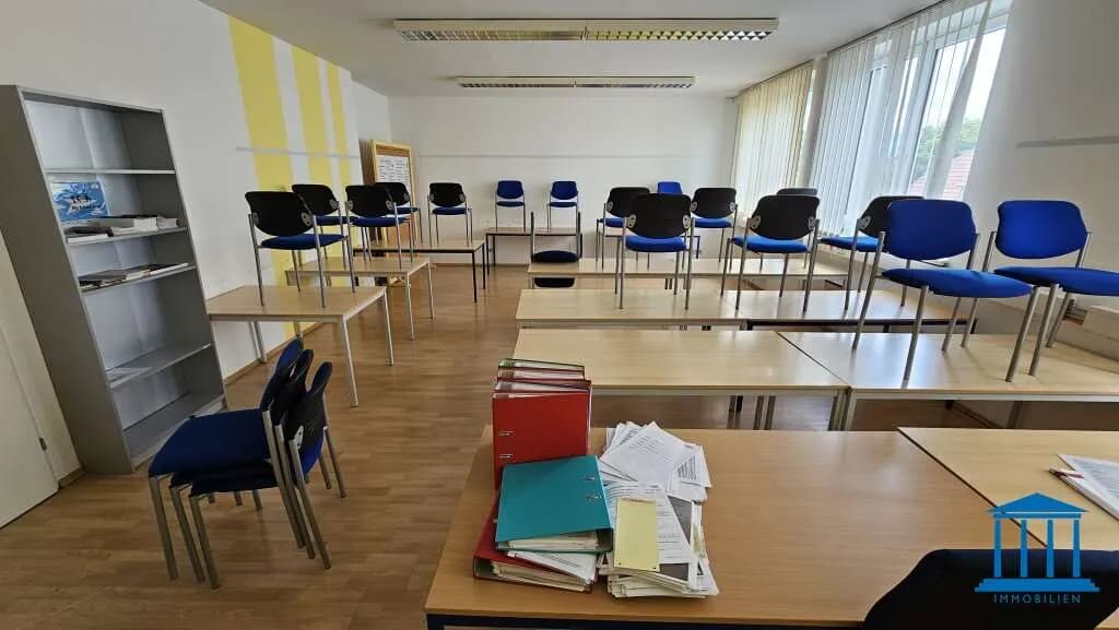9-Zimmer-Gewerbeimmobilie mieten in Wiener Neustadt – 419 m², € 4.711 – Bild 11 von 32