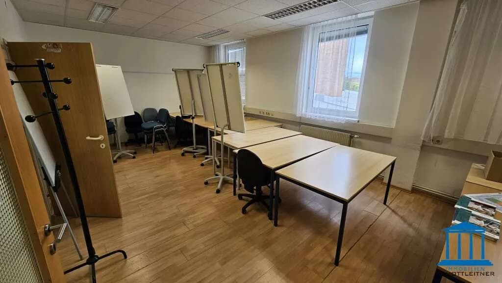 9-Zimmer-Gewerbeimmobilie mieten in Wiener Neustadt – 419 m², € 4.711 – Bild 14 von 32