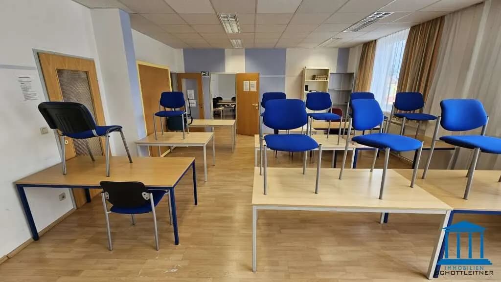 9-Zimmer-Gewerbeimmobilie mieten in Wiener Neustadt – 419 m², € 4.711 – Bild 18 von 32