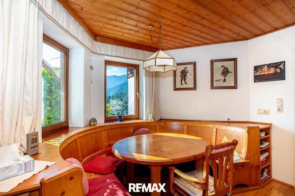 7-Zimmer-Haus kaufen in Gmunden – 196 m², € 760.000 – Bild 4 von 32