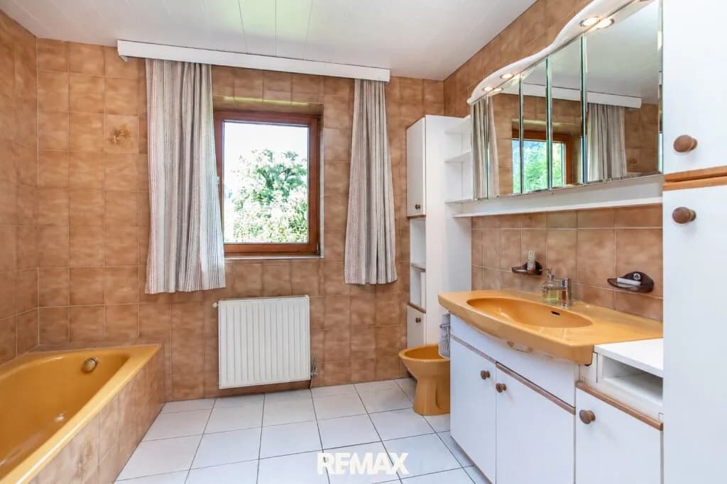 7-Zimmer-Haus kaufen in Gmunden – 196 m², € 760.000 – Bild 10 von 32