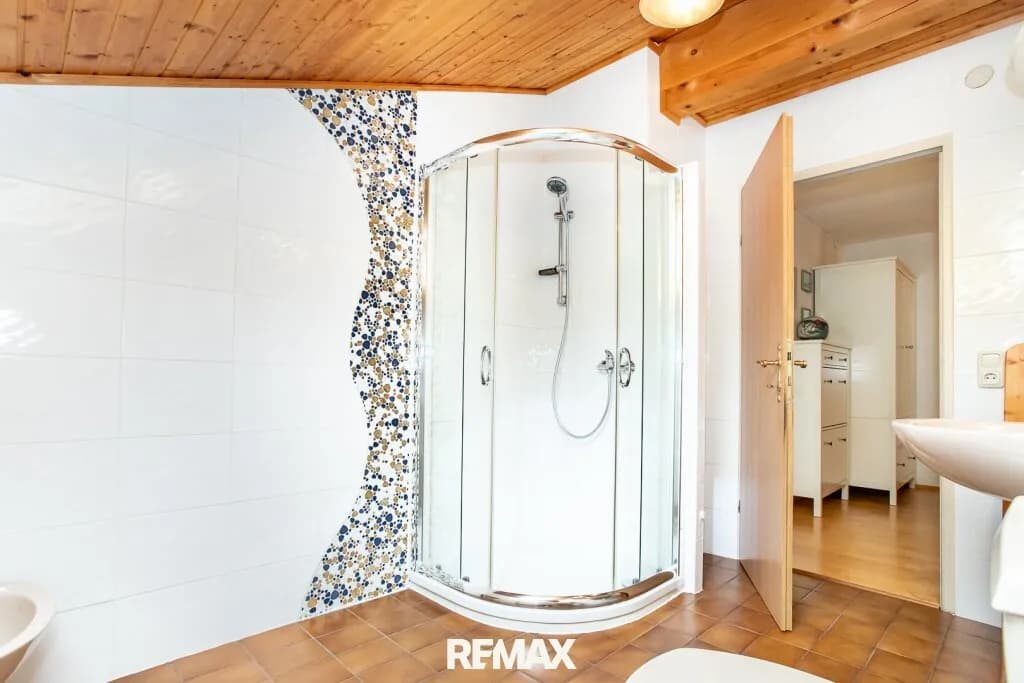 7-Zimmer-Haus kaufen in Gmunden – 196 m², € 760.000 – Bild 15 von 32
