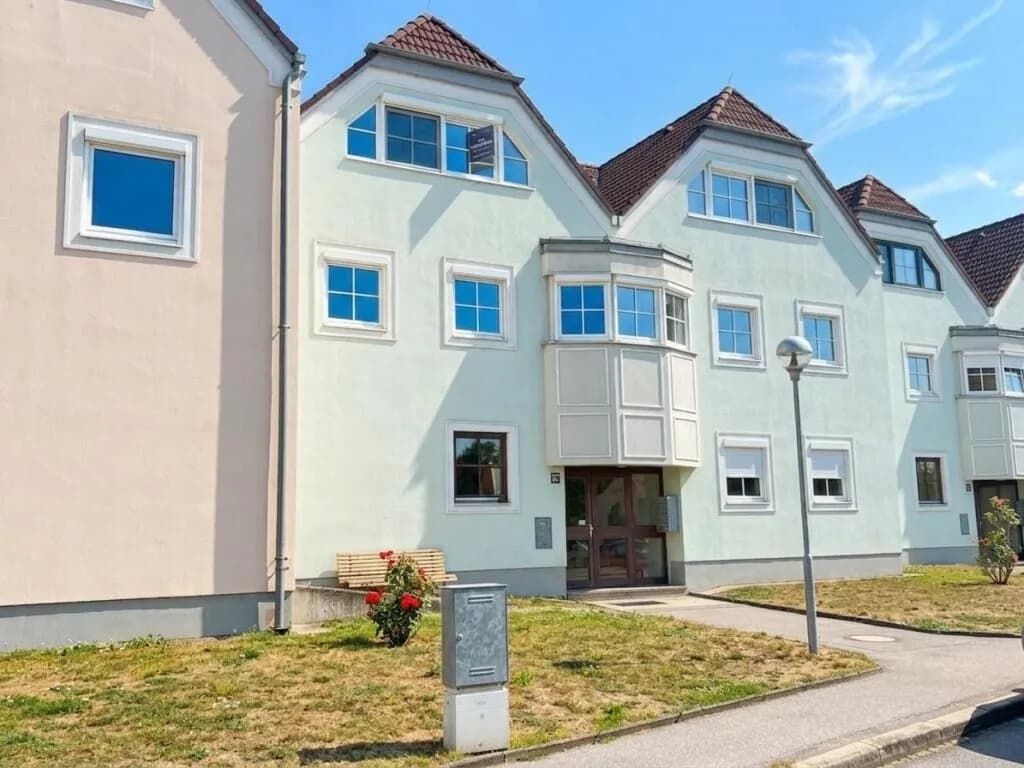 2-Zimmer-Wohnung kaufen in Mistelbach – 55 m², € 140.000 – Bild 1 von 8