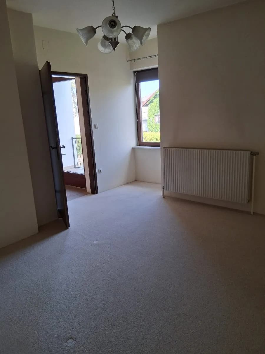 11-Zimmer-Haus kaufen in Neunkirchen – 220 m², € 360.000 – Bild 20 von 25