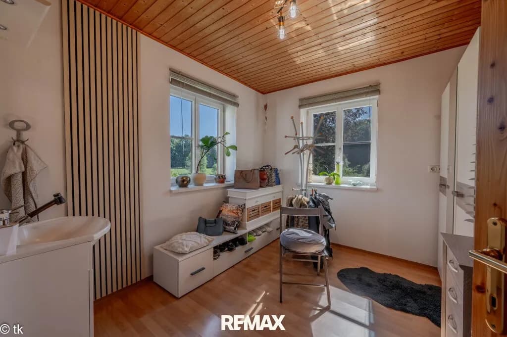 Haus kaufen in Vöcklabruck – 256 m², € 669.000 – Bild 7 von 26
