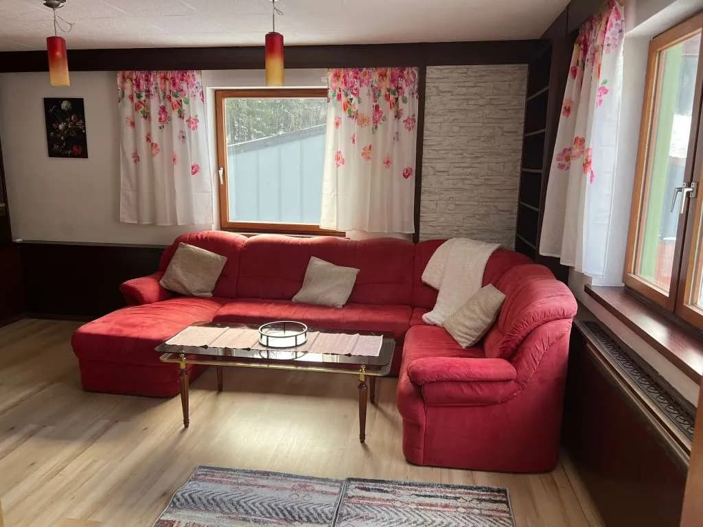 4-Zimmer-Wohnung mieten in Bruck-Mürzzuschlag – 100 m², € 720 – Bild 2 von 5