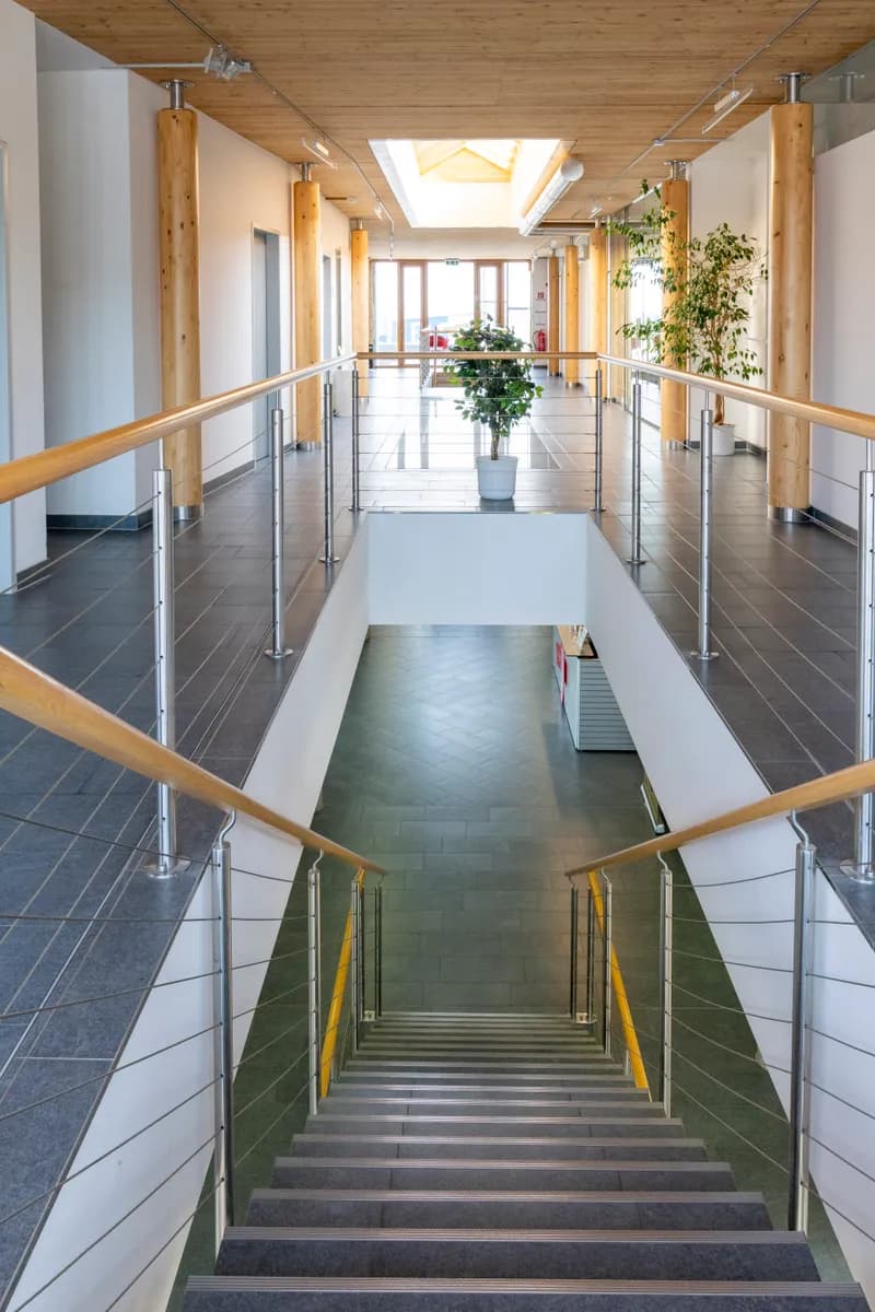 Gewerbeimmobilie mieten in Gmünd – 370 m², € 13 – Bild 2 von 9