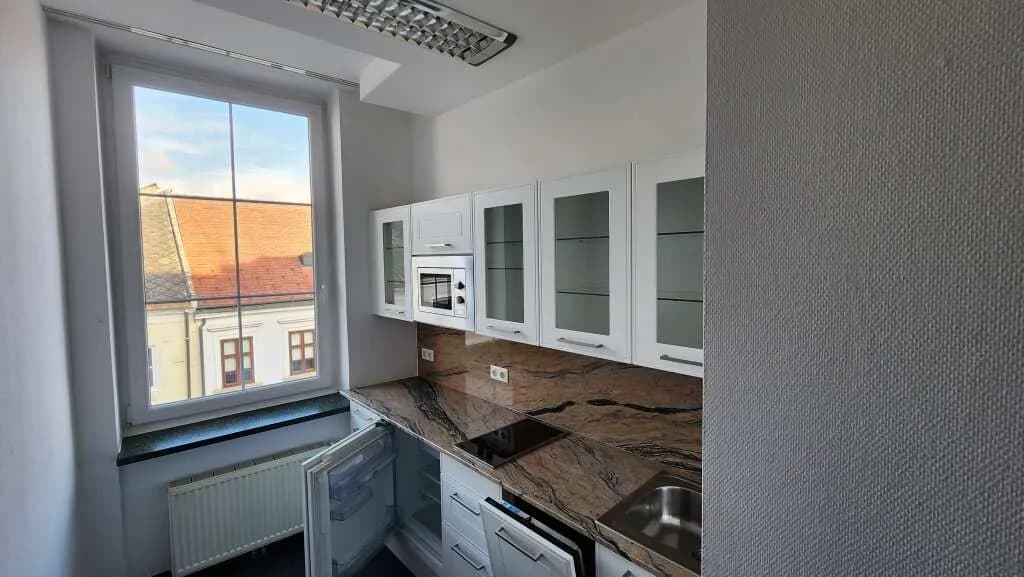 Gewerbeimmobilie mieten in Eisenstadt – 133 m², € 1.692 – Bild 8 von 16