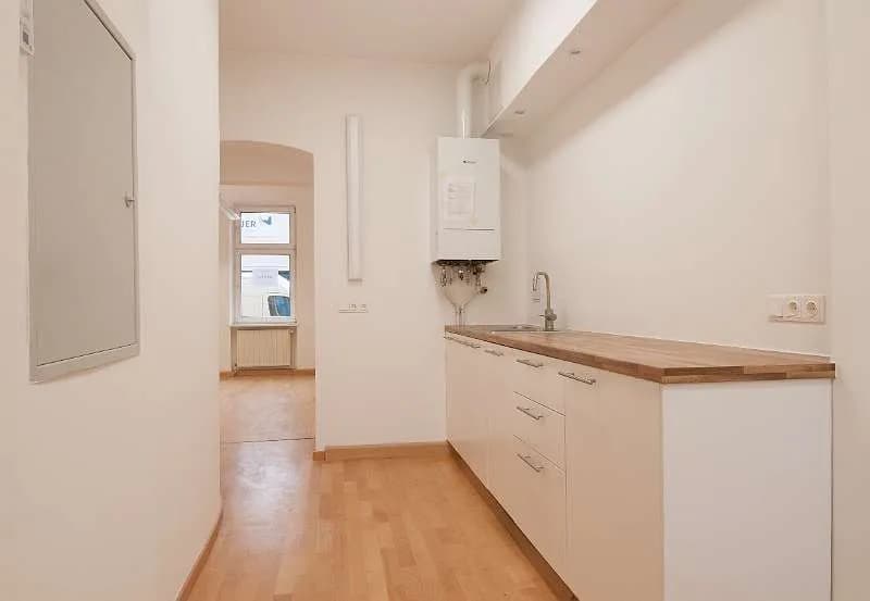 11-Zimmer-Gewerbeimmobilie mieten in Wien – 223 m², € 9 – Bild 6 von 26
