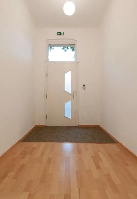 11-Zimmer-Gewerbeimmobilie mieten in Wien – 223 m², € 9 – Bild 11 von 26