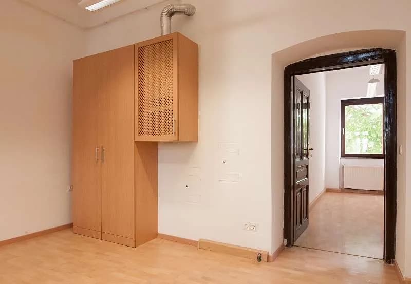 11-Zimmer-Gewerbeimmobilie mieten in Wien – 223 m², € 9 – Bild 25 von 26
