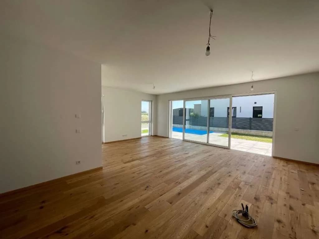 6-Zimmer-Haus mieten in Perg – 143 m², € 2.150 – Bild 10 von 18