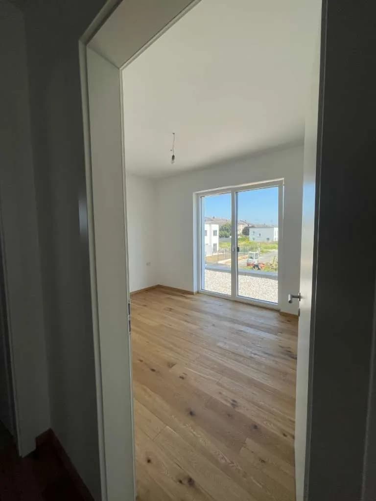 6-Zimmer-Haus mieten in Perg – 143 m², € 2.150 – Bild 16 von 18