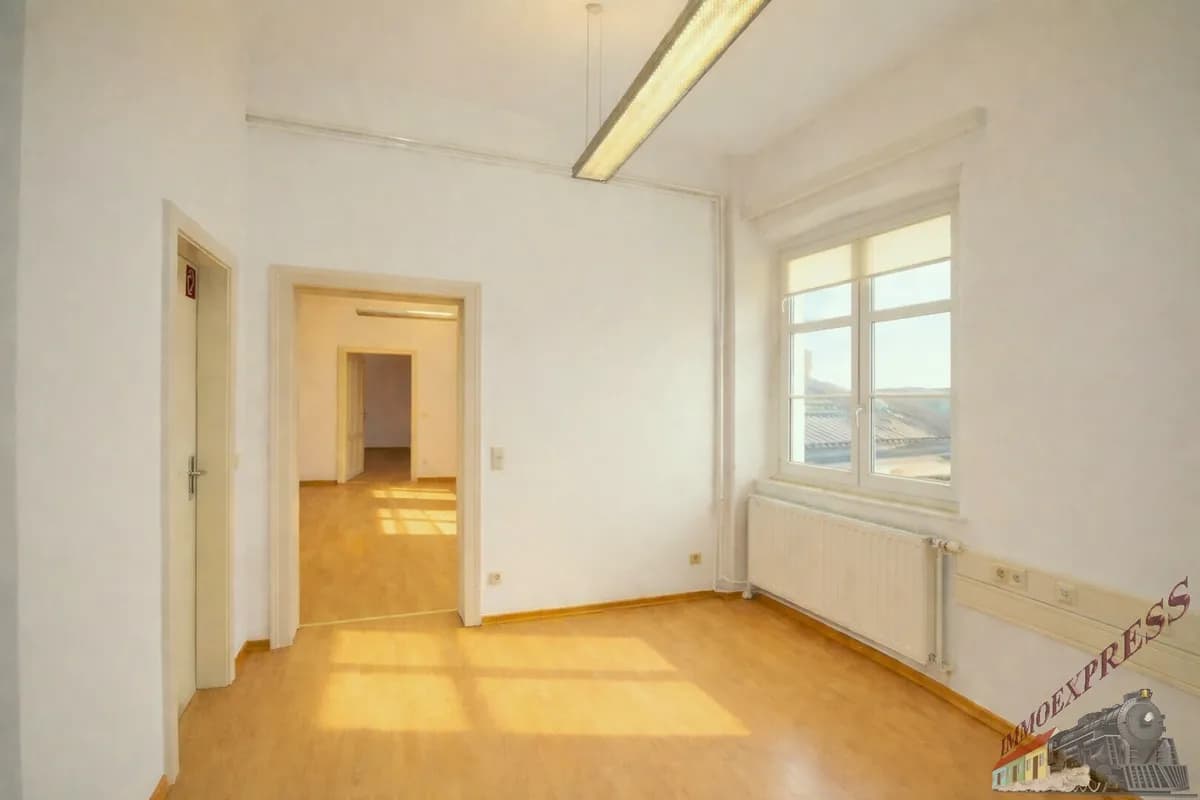 6-Zimmer-Gewerbeimmobilie mieten in Sankt Pölten – 63 m², € 819 – Bild 2 von 6