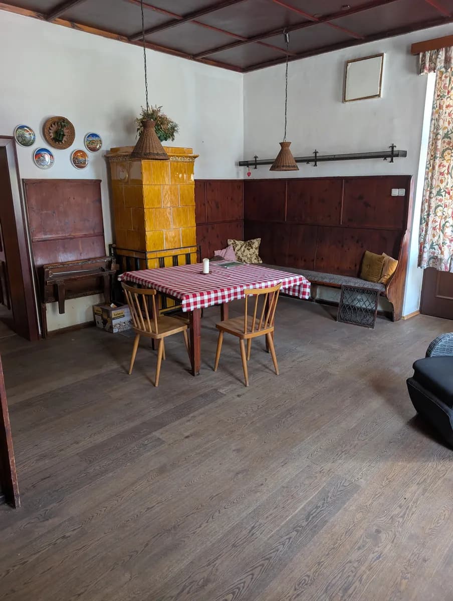 4-Zimmer-Haus mieten in Steyr – 250 m², € 2.000 – Bild 2 von 18