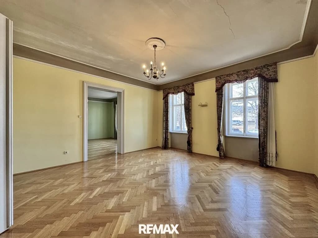 6-Zimmer-Immobilie kaufen in Neunkirchen – 173 m², € 250.000 – Bild 2 von 21