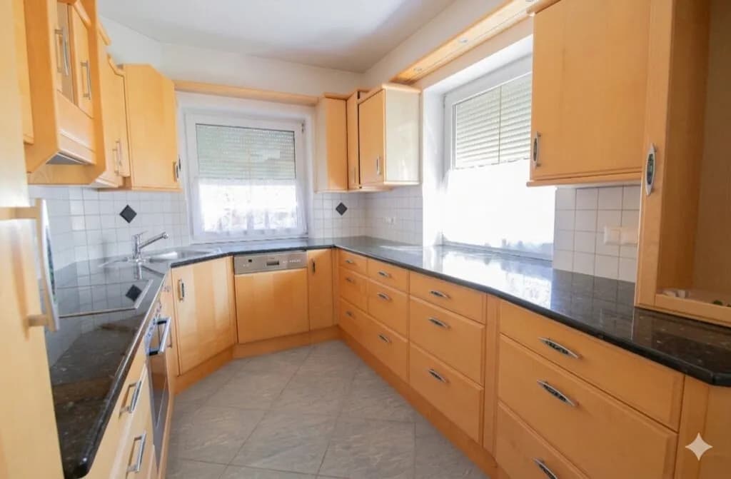 Haus kaufen in Feldkirchen – 200 m², € 585.000 – Bild 2 von 18