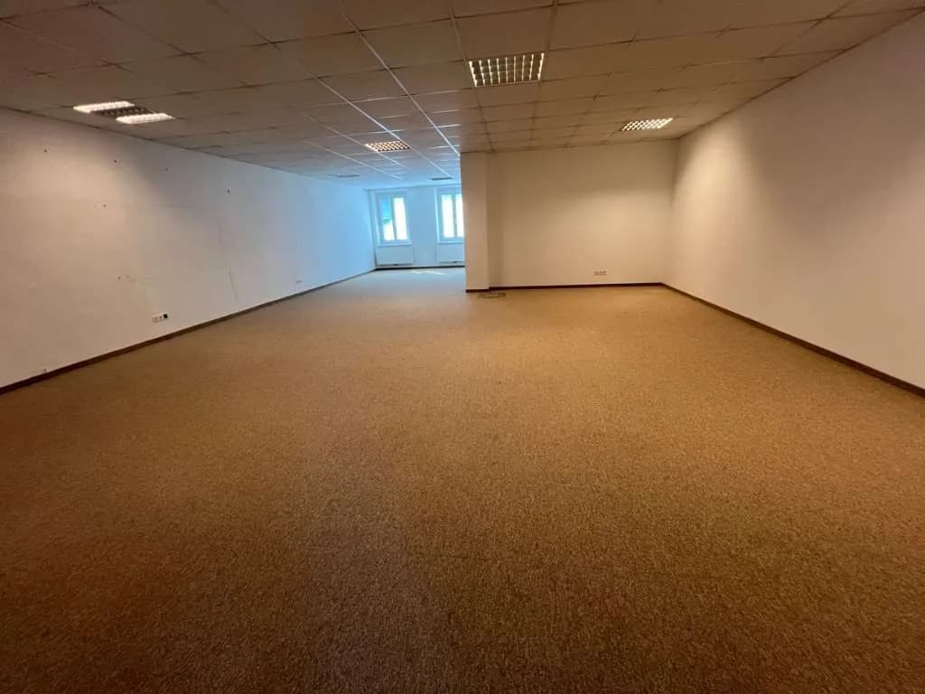 2-Zimmer-Gewerbeimmobilie mieten in Amstetten – 100 m², € 695 – Bild 3 von 6