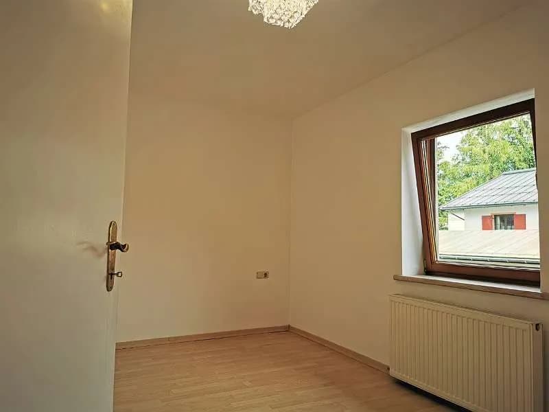 2-Zimmer-Wohnung mieten in Kitzbühel – 60 m², € 950 – Bild 2 von 8