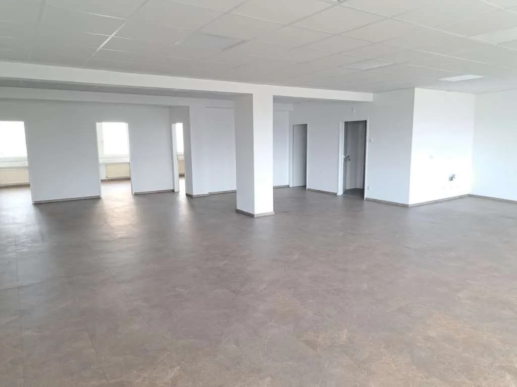 Gewerbeimmobilie mieten in Sankt Pölten – 491 m², € 10 – Bild 1 von 7