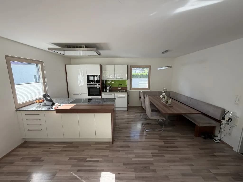 Haus kaufen in Vöcklabruck – 98 m², € 718.000 – Bild 5 von 14