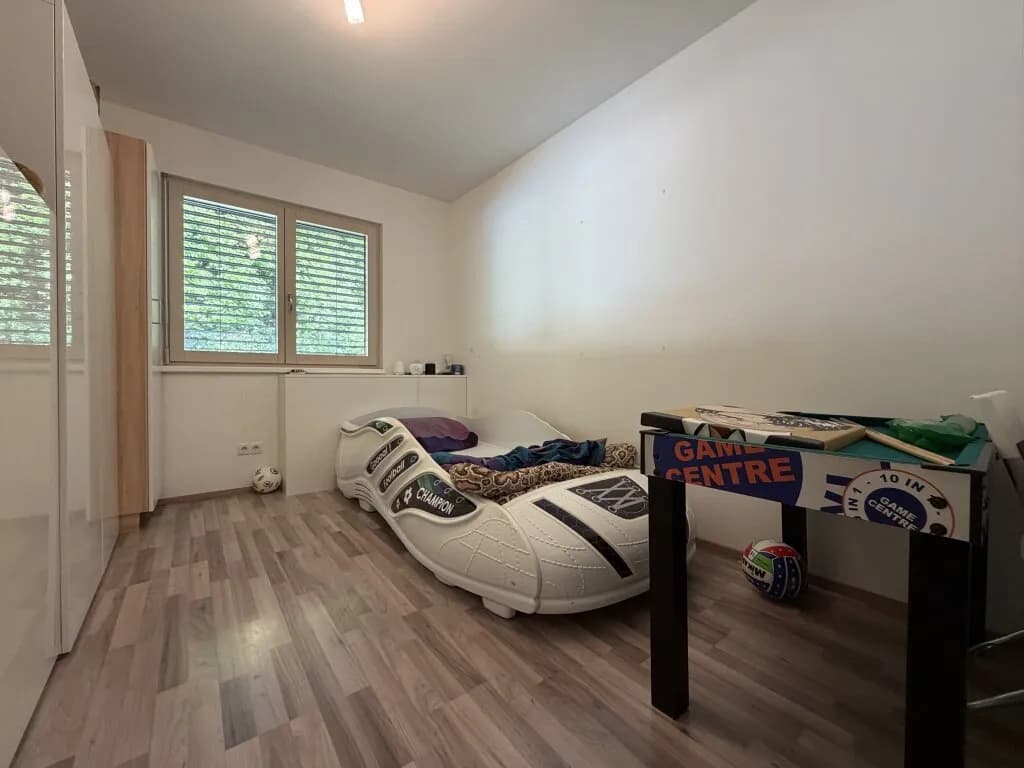 Haus kaufen in Vöcklabruck – 98 m², € 718.000 – Bild 8 von 14