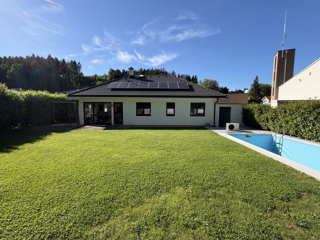 Haus kaufen in Vöcklabruck – 98 m², € 718.000 – Bild 14 von 14
