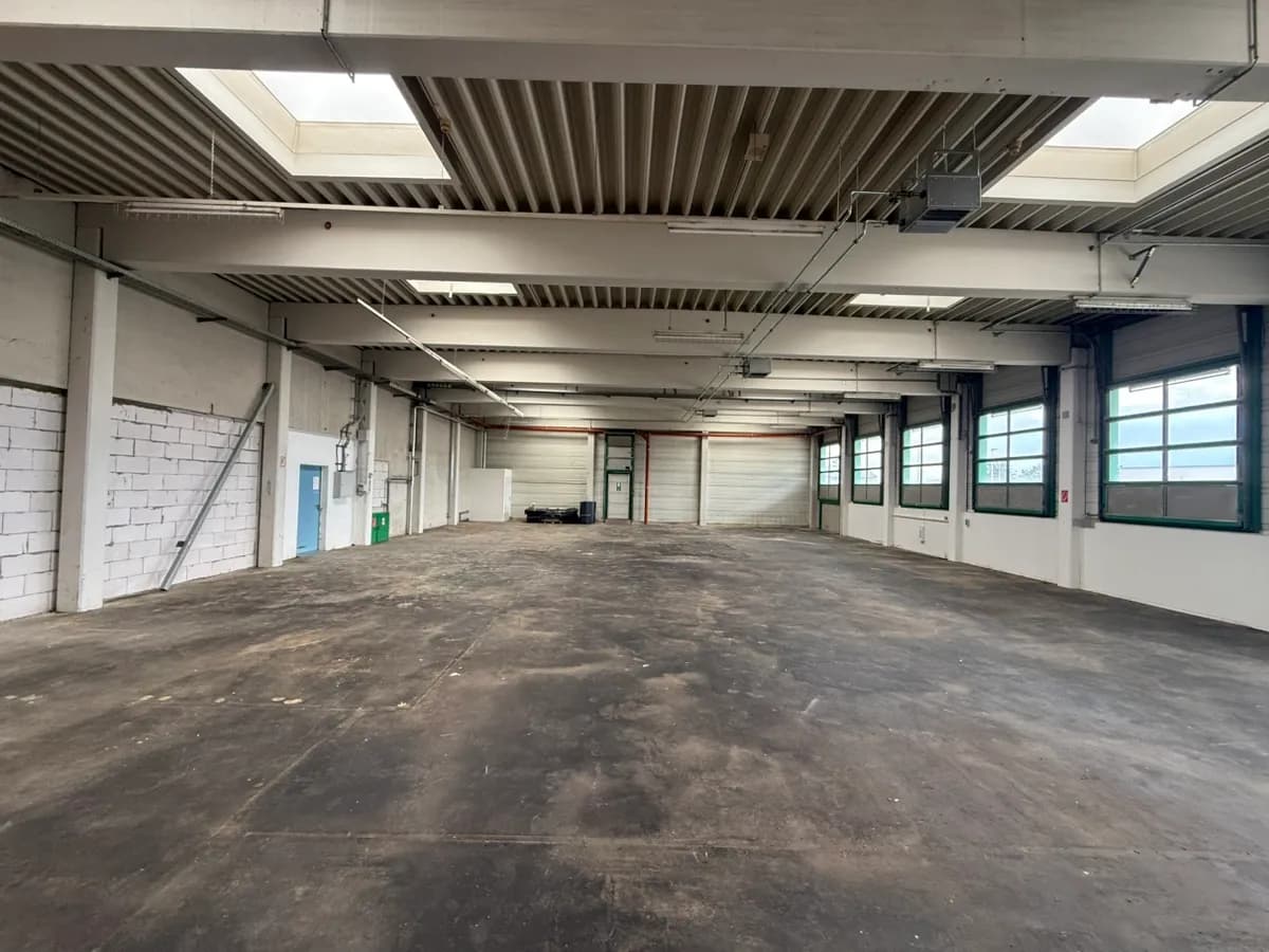 1-Zimmer-Gewerbeimmobilie mieten in Graz – 401 m², € 15 – Bild 4 von 5