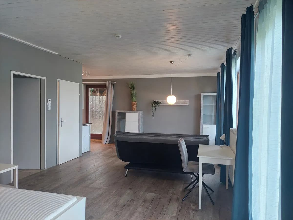 1-Zimmer-Wohnung mieten in Baden – 39 m², € 540 – Bild 3 von 11
