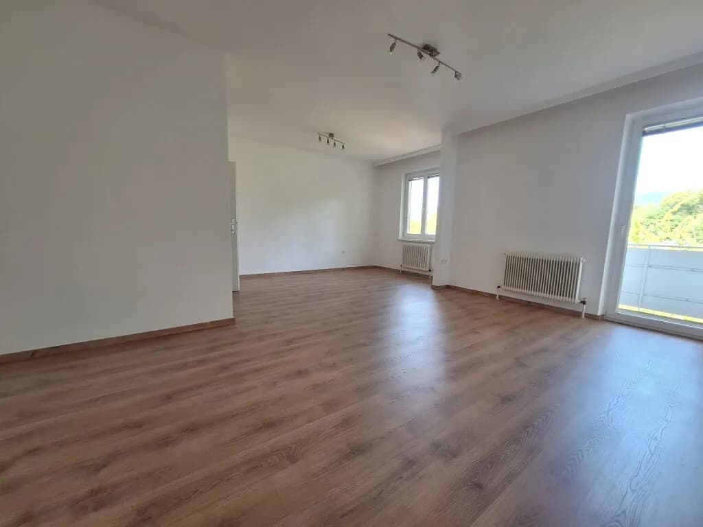 2-Zimmer-Wohnung mieten in Baden – 63 m², € 840 – Bild 2 von 7