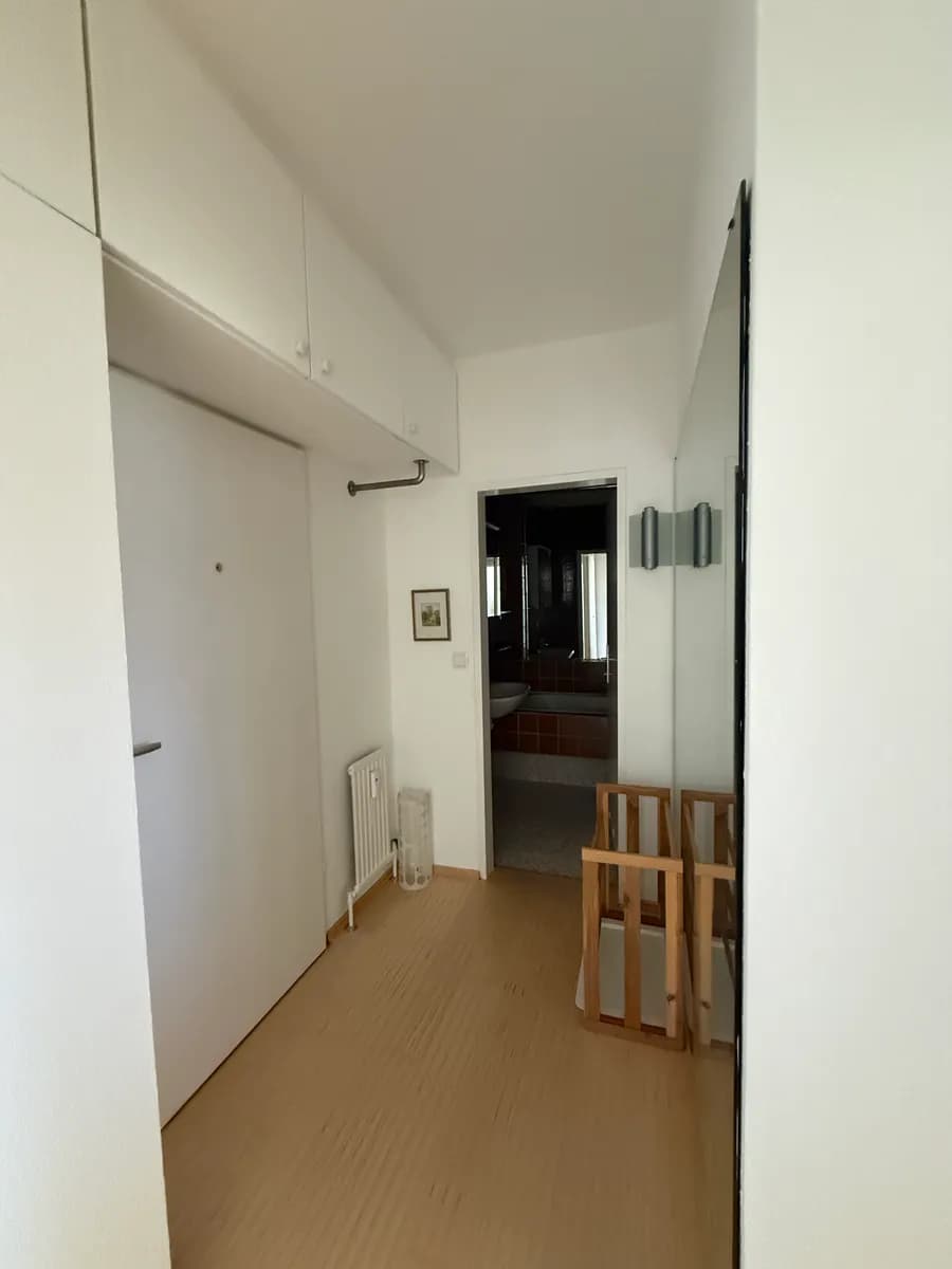 Wohnung mieten in Innsbruck – 39 m², € 939 – Bild 2 von 6