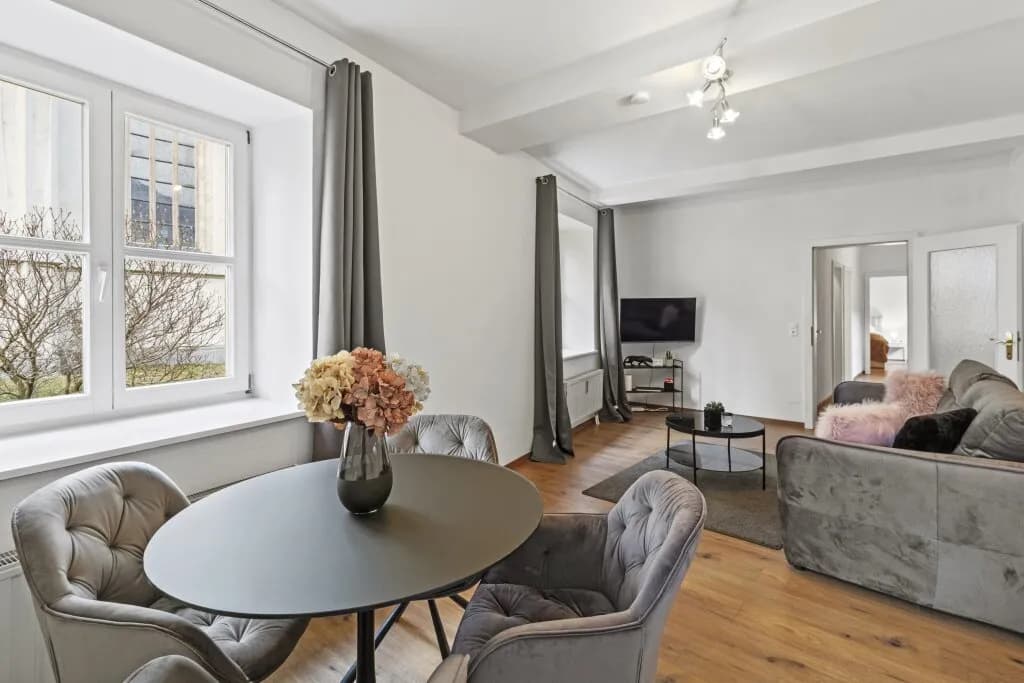 Wohnung mieten in Leoben – 67 m², € 558