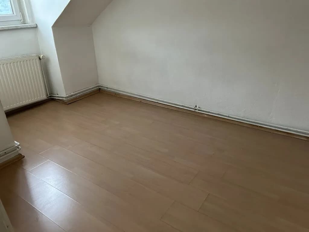 Wohnung mieten in Leoben – 50 m², € 330 – Bild 8 von 10