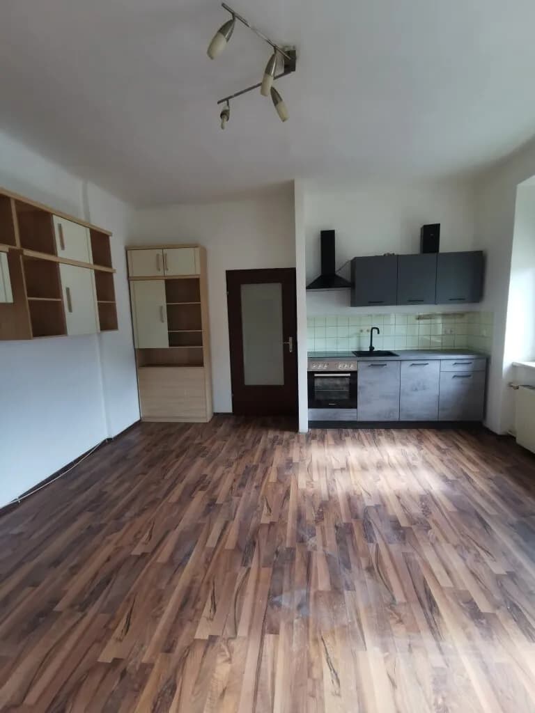 Wohnung mieten in Bruck-Mürzzuschlag – 34 m², € 314 – Bild 3 von 7