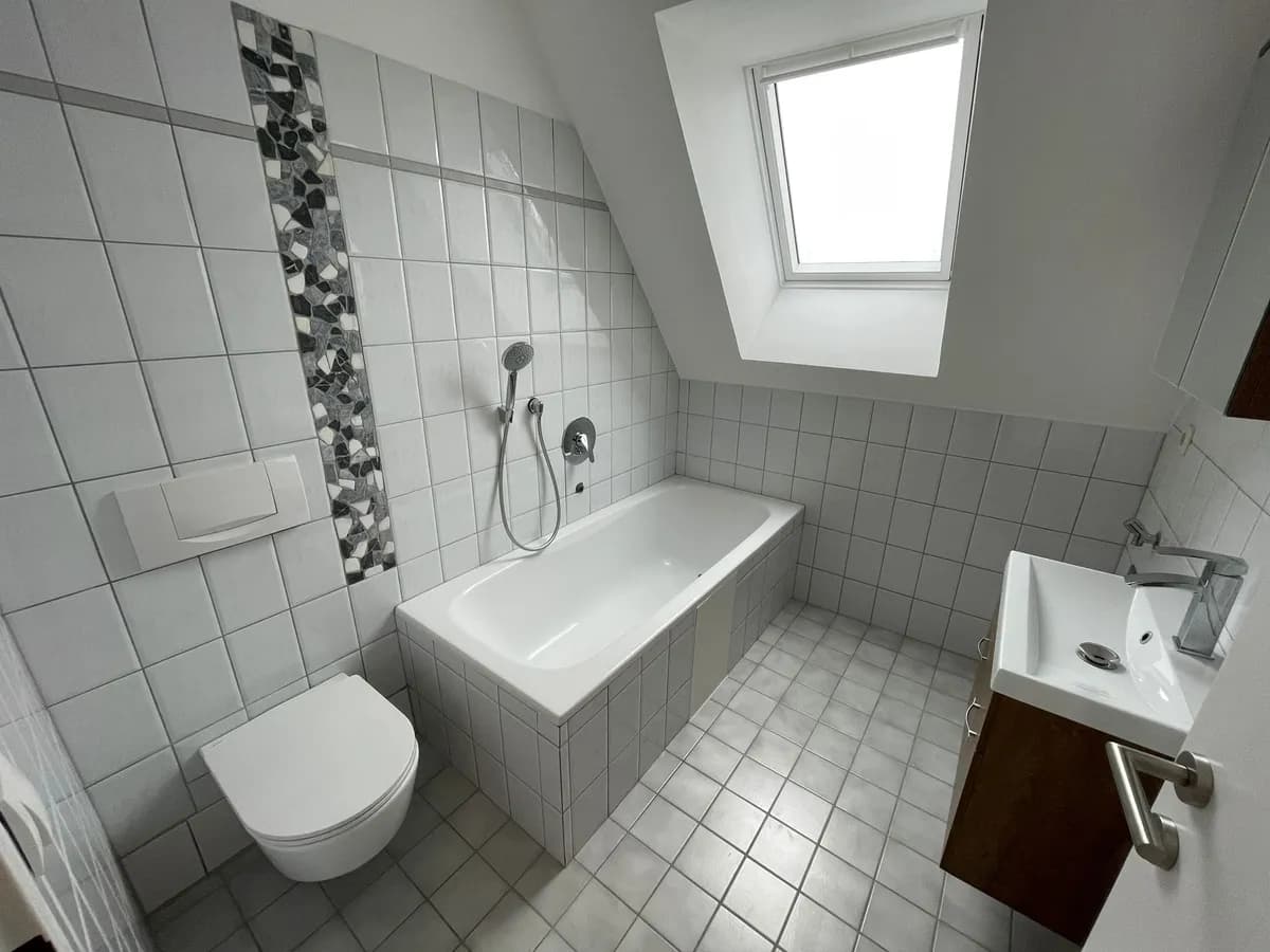 Wohnung mieten in Vöcklabruck – 48 m², € 787 – Bild 2 von 7